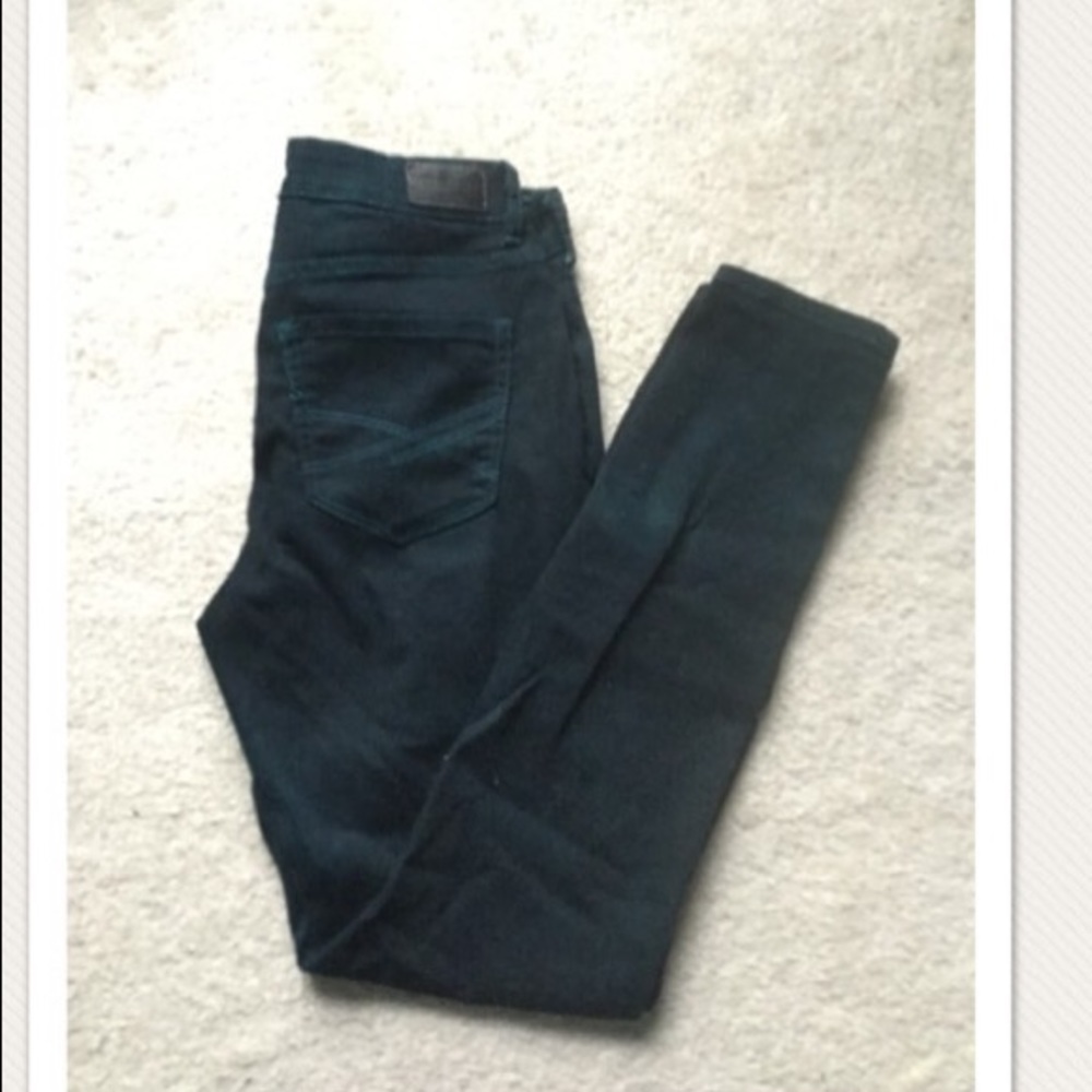 Pants - Picture 3 of 4